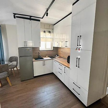 Allo Apartment