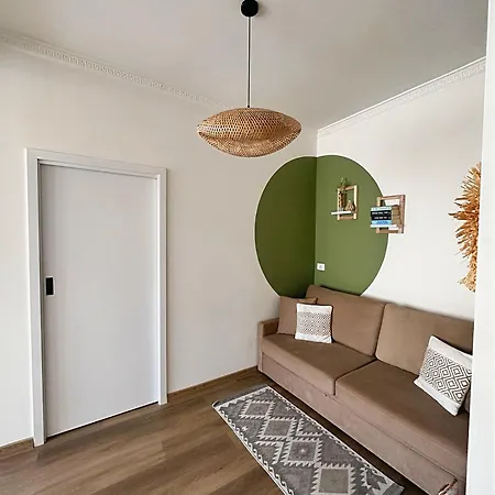 Allo Apartment